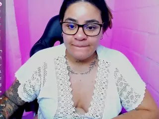 sharoonhills's Live Sex Cam Show