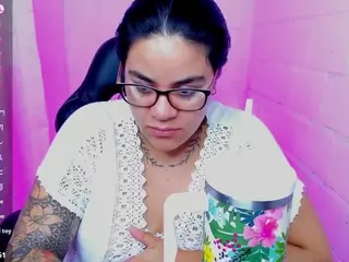 sharoonhills's Live Sex Cam Show