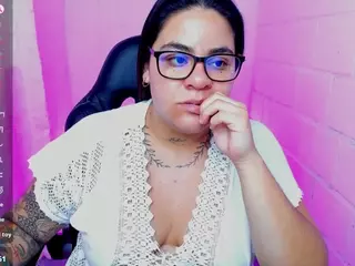 sharoonhills's Live Sex Cam Show