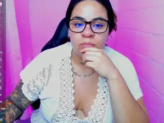 sharoonhills's Live Sex Cam Show