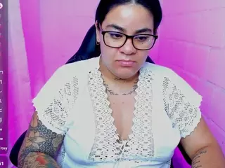 sharoonhills's Live Sex Cam Show