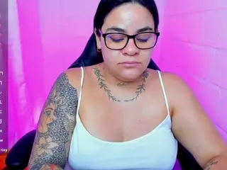 sharoonhills's Live Sex Cam Show