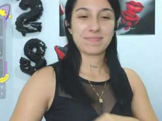 le modèle tammyandradee est en webcam porno dans un show sur le site camsoda, il possède les tags suivants: black hair,sexting,tattoos,striptease,spanking,smoking,skinny,orgasm,brown eyes,nipple piercings,fingering,facial piercings,drinking,cum on pussy,camel toe,hd,small tits