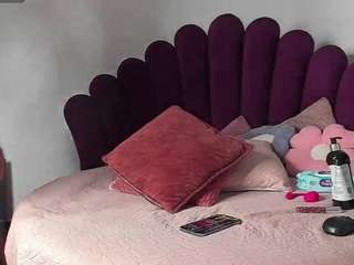 karla-ricochett live webcam show