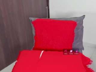 Tanishaowens's cam show statistics and live stream