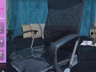 Live webcam model rubyhot277 on Soda Cams