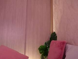 emilybell Live Webcam on CamSoda