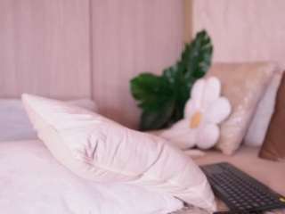 emilybell Live Webcam on CamSoda