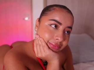 emilybell Live Webcam on CamSoda