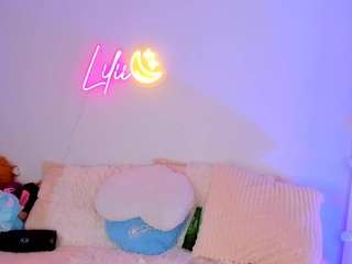 liliimoon webcam