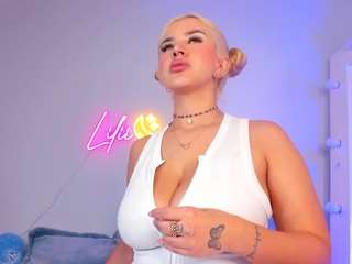  liliimoon chat room