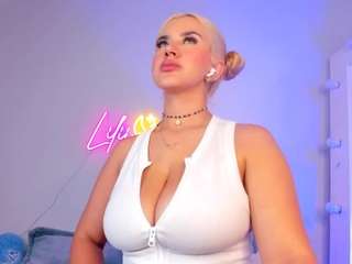 liliimoon Live Webcam on CamSoda