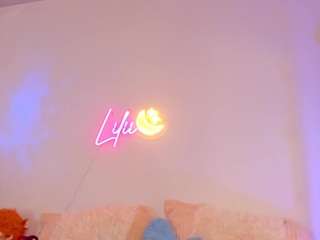 liliimoon webcam