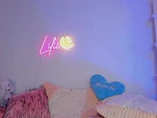 liliimoon Live Webcam on CamSoda