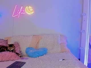 liliimoon webcam
