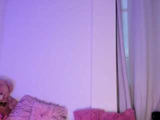 Live webcam model liliimoon on Soda Cams