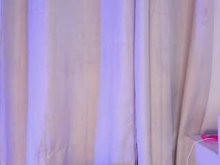 liliimoon Live Webcam on CamSoda