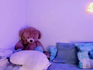 Lilii Moon live webcam show