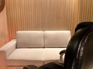 Live Sex Chat with Dominique (@jessicaconnor)