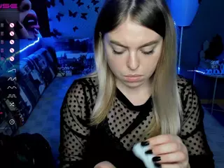 gerlblonda's Live Sex Cam Show