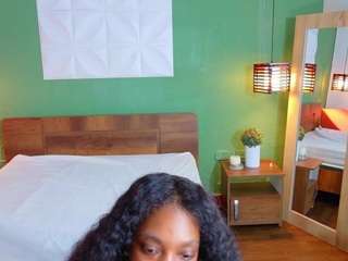  shamiraspencer chat room