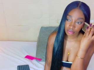 shamiraspencer's CamSoda show and profile