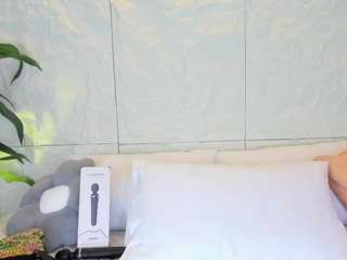 naughty-flower Live Webcam on CamSoda