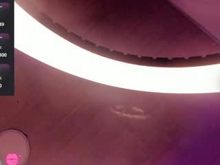 emiilyrosee webcam model