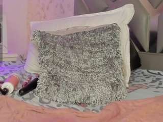 emiilyrosee live cam profile