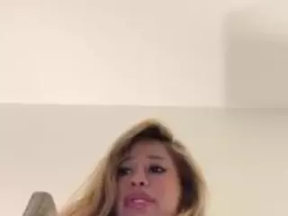 Andrea's Live Sex Cam Show