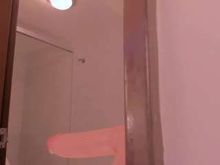 Live webcam model julietavargas on Soda Cams