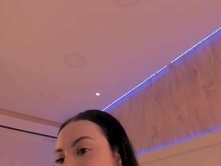 Live webcam model julietavargas on Soda Cams