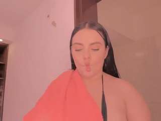 julietavargas Live Webcam on CamSoda