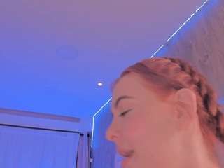 Live webcam model julietavargas on Soda Cams