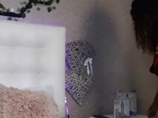 luisacastelx's Live Sex Cam Show