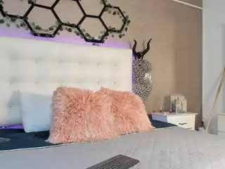 luisacastelx's Live Sex Cam Show