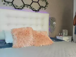 luisacastelx's Live Sex Cam Show