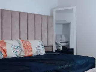 luisacastelx's Live Sex Cam Show