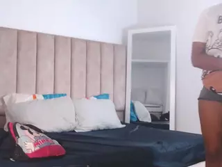 luisacastelx's Live Sex Cam Show
