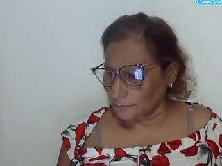 Live Sex Chat with victoria saas (@babsy-squirt)