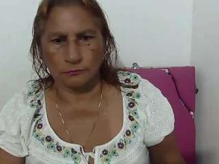 babsy-squirt's CamSoda show and profile