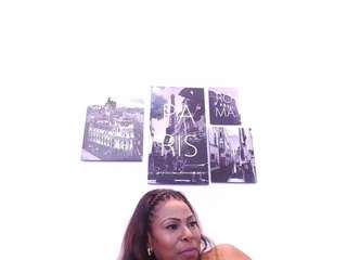 bigbooty-mommy webcam