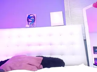 Milf Mia's Live Sex Cam Show