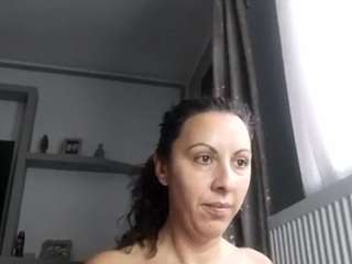 brenda89's CamSoda show and profile