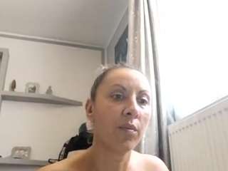 brenda89's live room