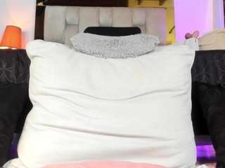 emma-rossee webcam model