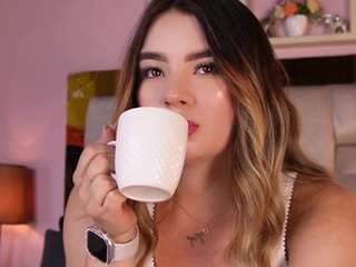 Dieses Model ist jetzt live. emma-rossee