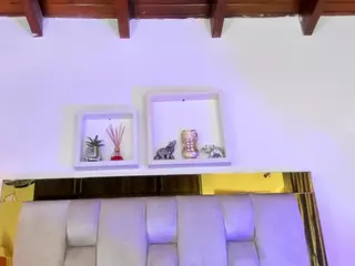 Emma R's Live Sex Cam Show