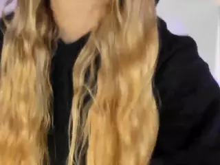 Emma R's Live Sex Cam Show