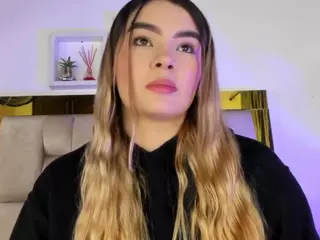 Emma R's Live Sex Cam Show